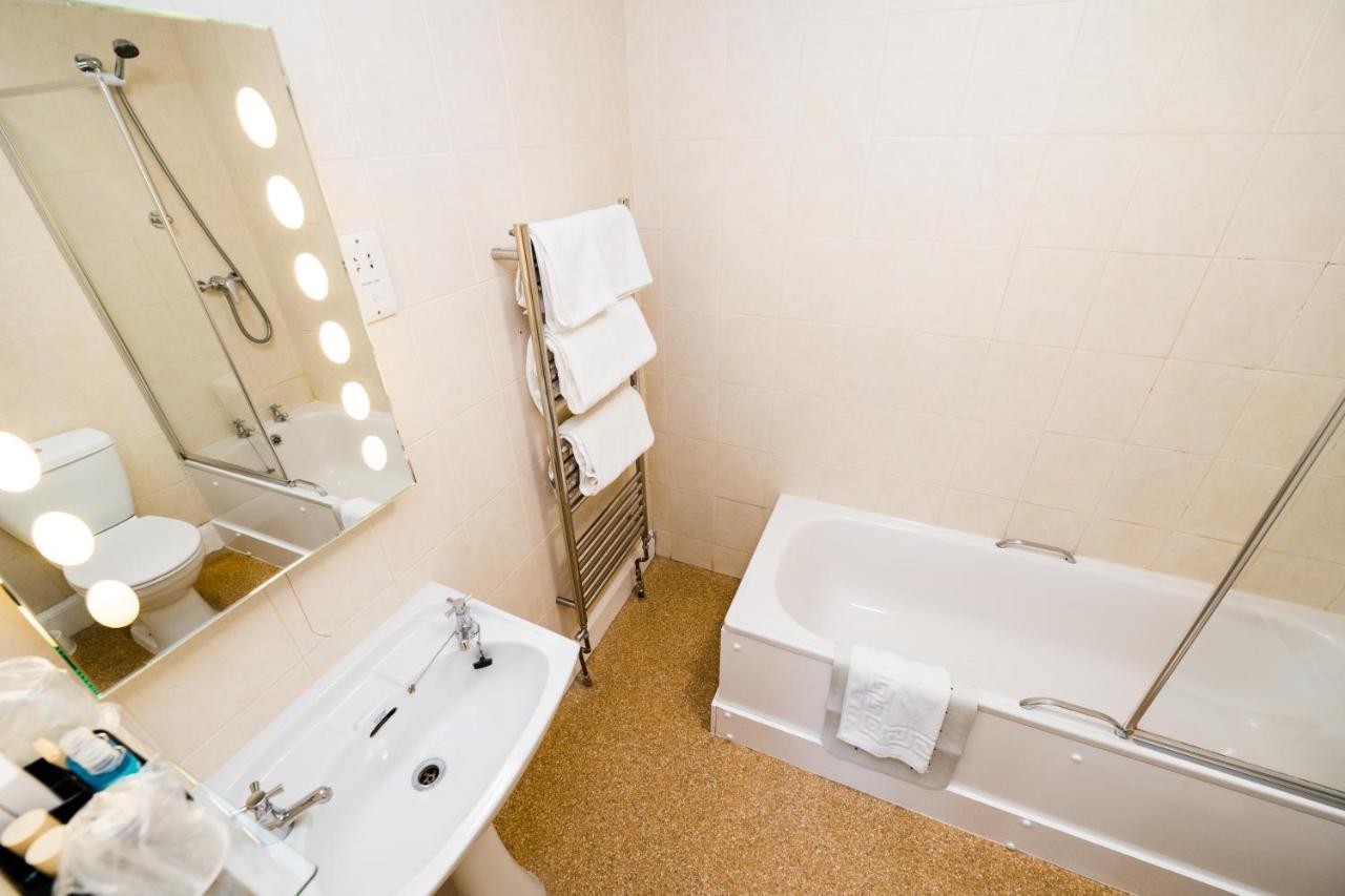 Raven Hall Hotel 3*
