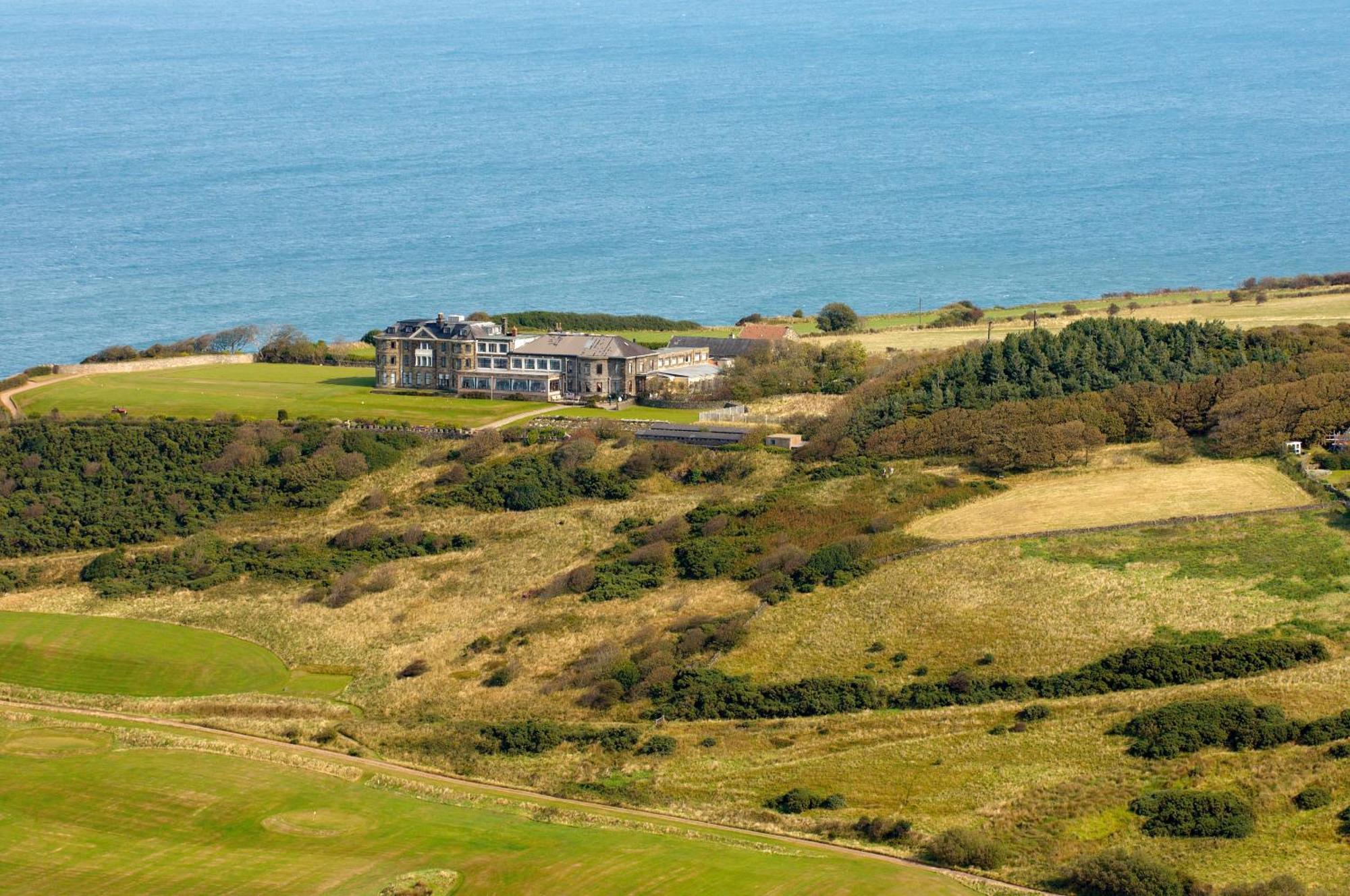 Hotel Raven Hall 3*